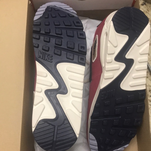 Nike Air Max90 Premium Se - Picture 2 of 4